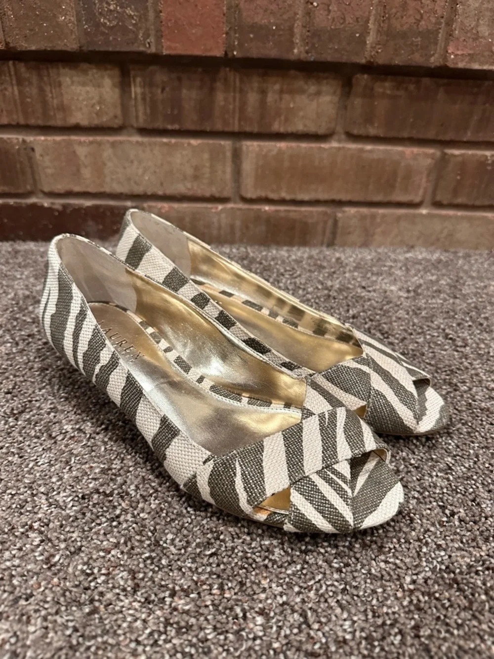 Lauren Ralph Lauren Zebra Print Peep Toe Canvas Wedges Size 8